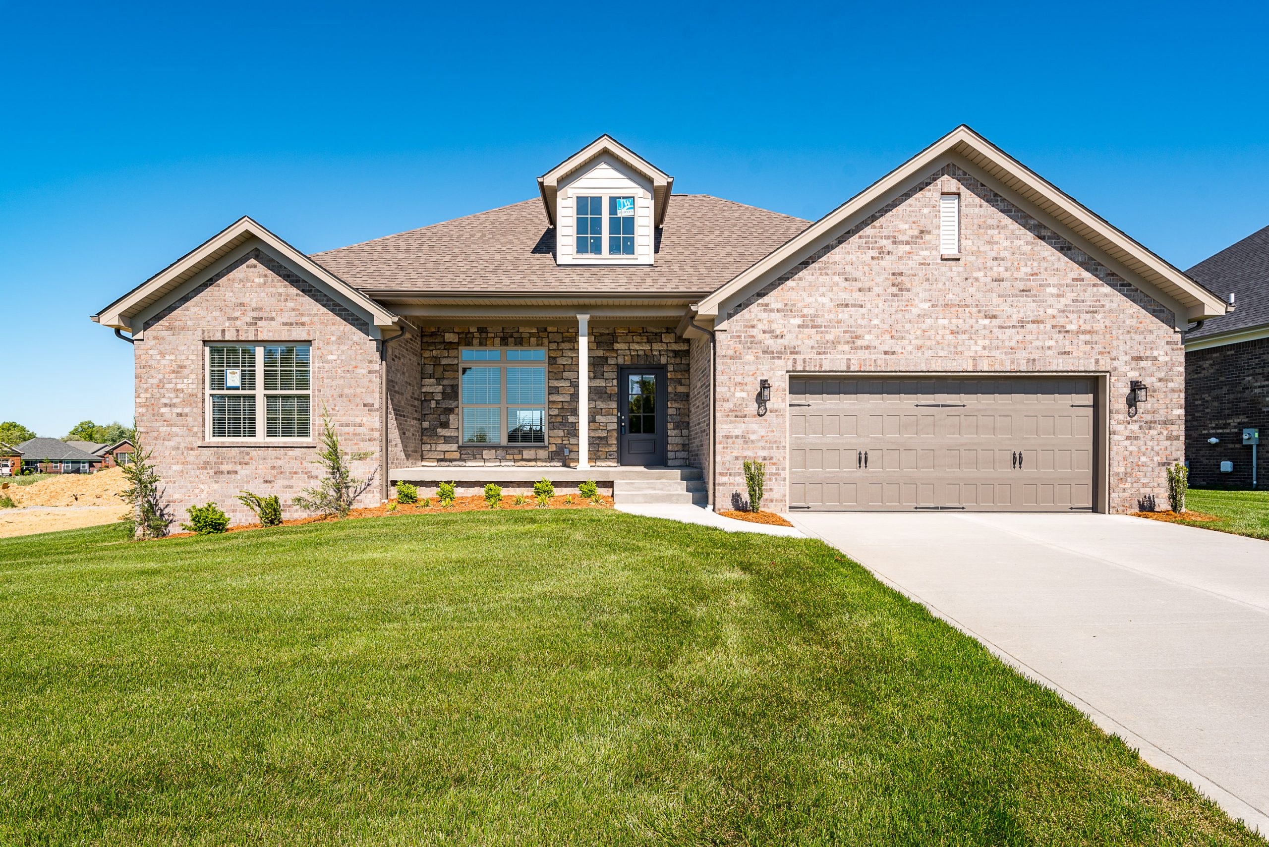 1732 champions pointe pkwy